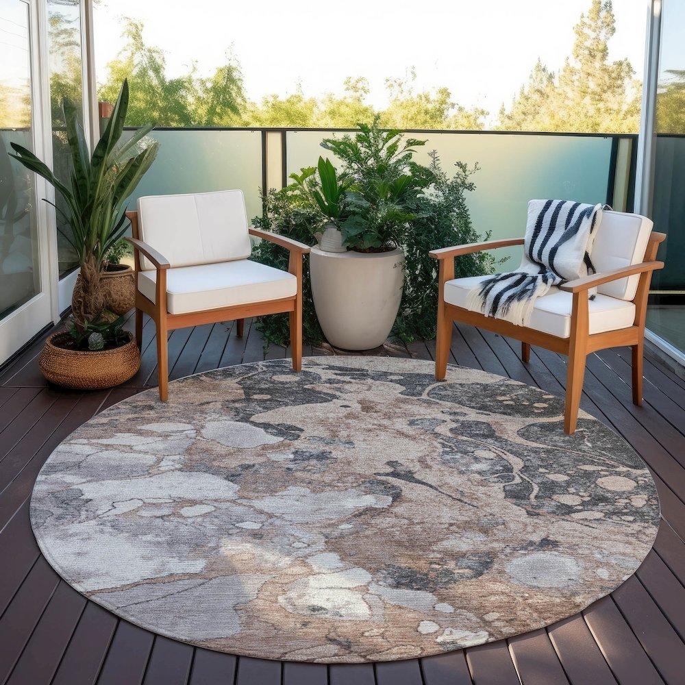 Machine Washable Indoor/Outdoor Chantille Mocha 8' x 8' Round Rug. Picture 6