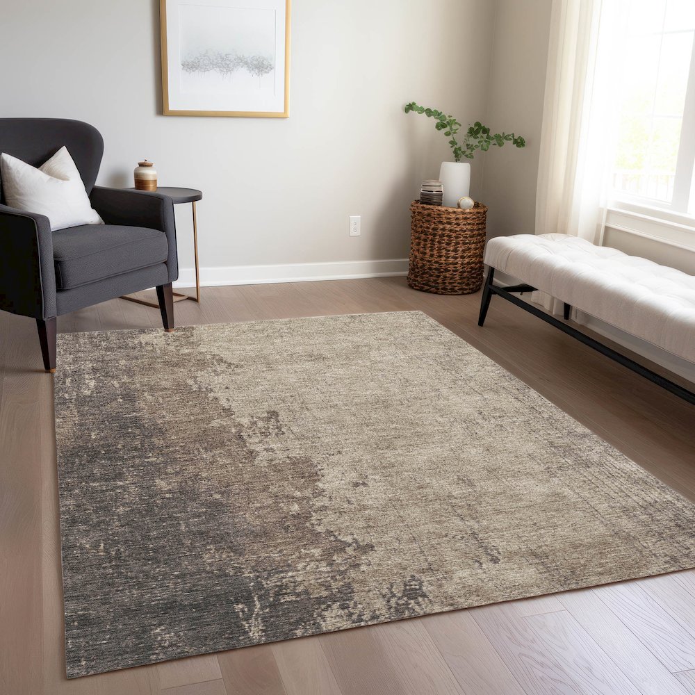 Machine Washable Indoor/Outdoor Chantille Taupe 2'6" x 3'10" Rug. Picture 6