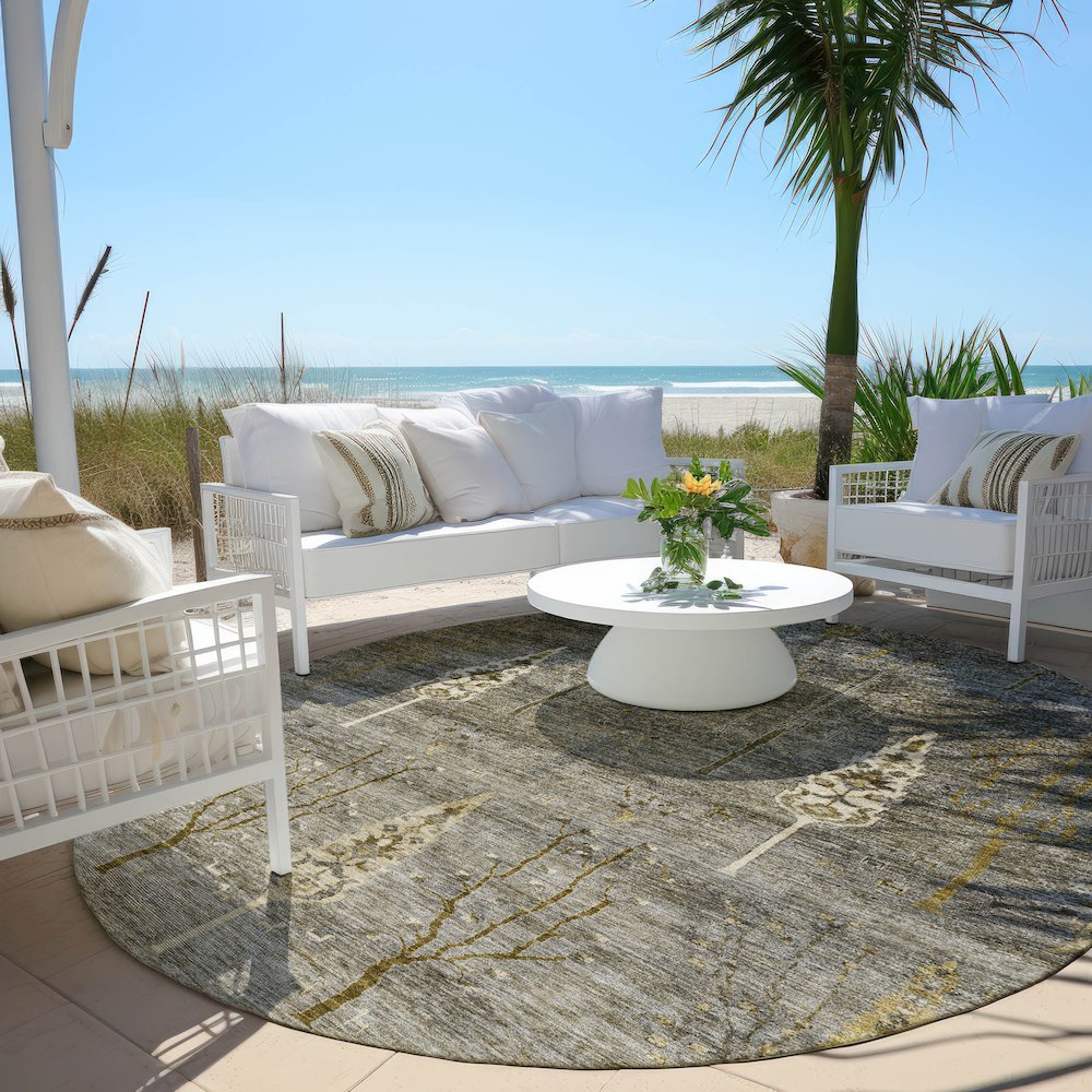 Machine Washable Indoor/Outdoor Chantille Pewter 8' x 8' Round Rug. Picture 6