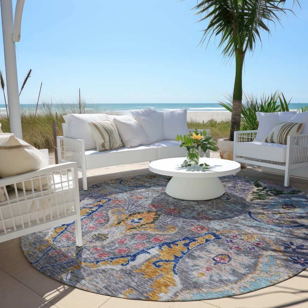 Machine Washable Indoor/Outdoor Chantille Gray 8' x 8' Round Rug. Picture 6