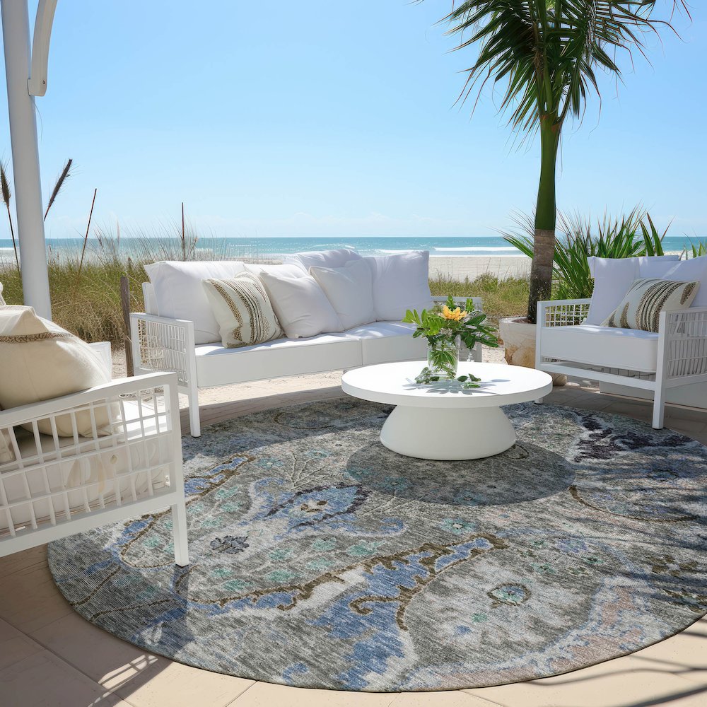 Machine Washable Indoor/Outdoor Chantille Pewter 8' x 8' Round Rug. Picture 6