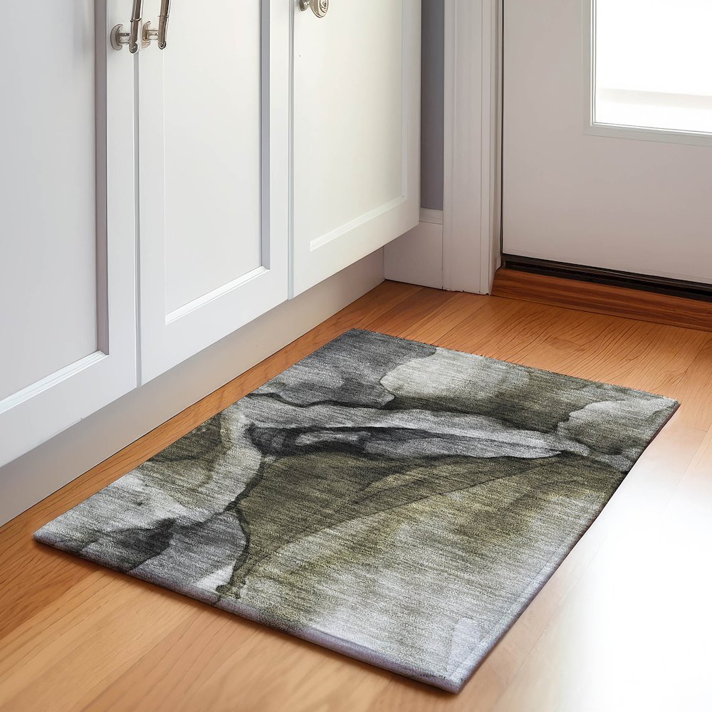 Machine Washable Indoor/Outdoor Chantille Gray 1'8" x 2'6" Rug. Picture 5