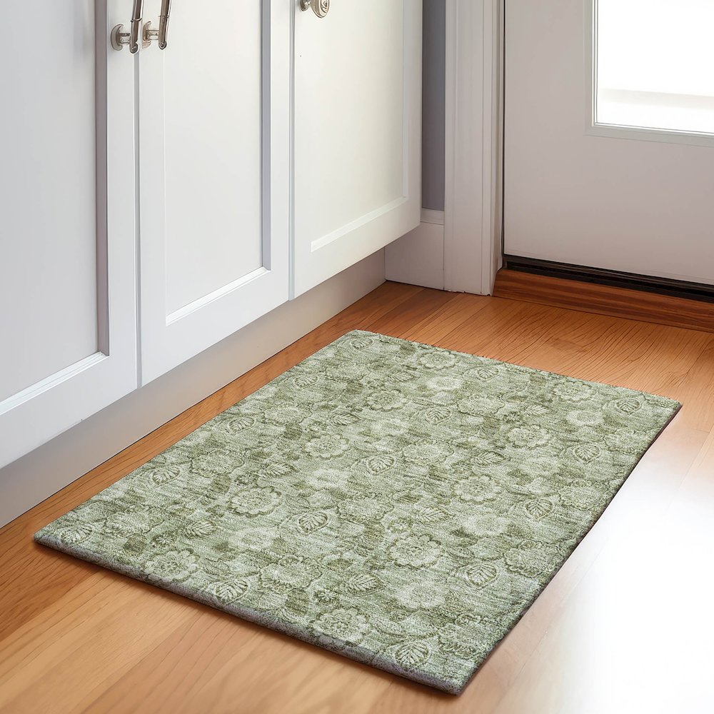 Machine Washable Indoor/Outdoor Chantille Aloe 1'8" x 2'6" Rug. Picture 5