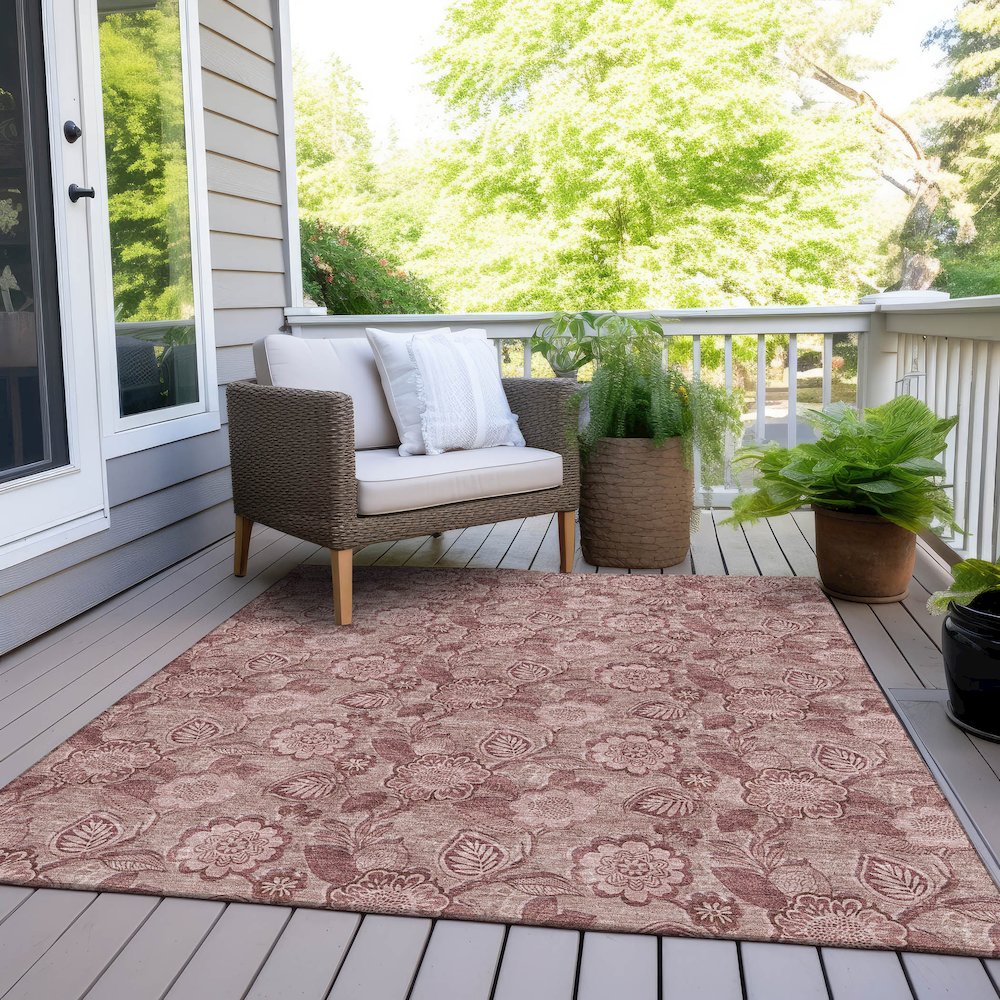 Machine Washable Indoor/Outdoor Chantille Blush 2'6" x 3'10" Rug. Picture 8