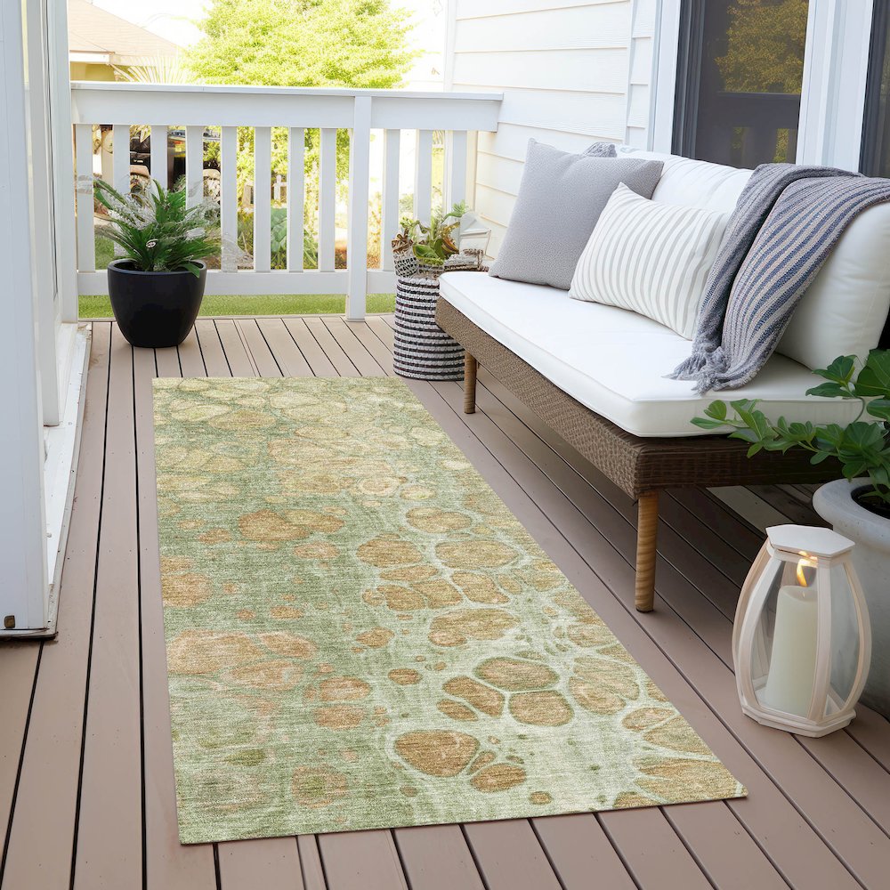 Machine Washable Indoor/Outdoor Chantille Aloe 2'3" x 7'6" Runner Rug. Picture 6