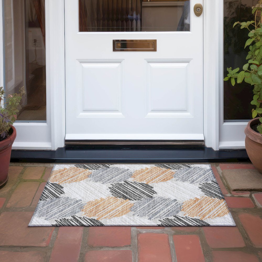 Machine Washable Indoor/Outdoor Chantille Copper 1'8" x 2'6" Rug. Picture 6