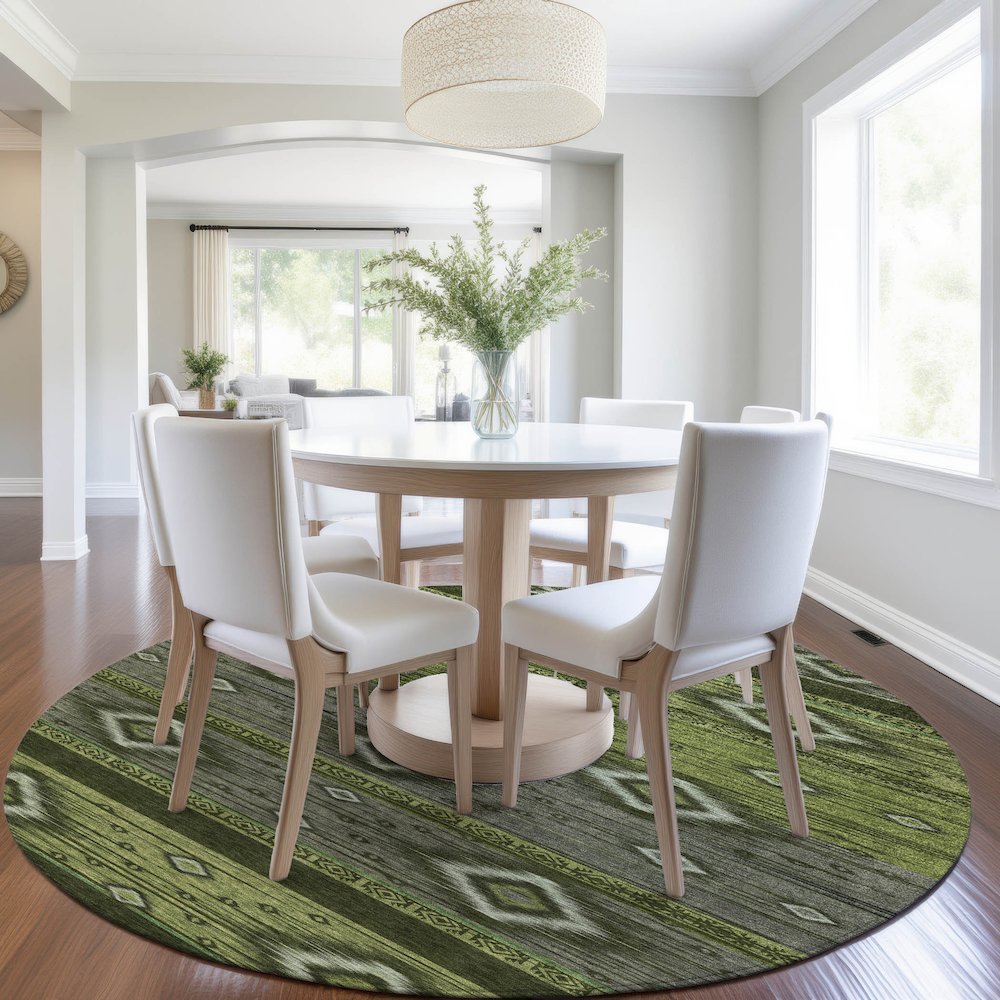 Machine Washable Indoor/Outdoor Chantille Aloe 8' x 8' Round Rug. Picture 5