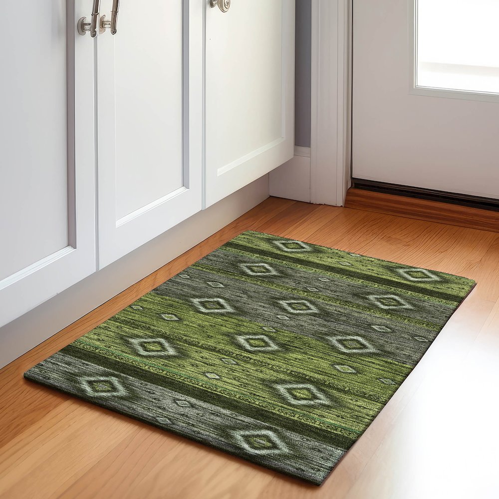 Machine Washable Indoor/Outdoor Chantille Aloe 1'8" x 2'6" Rug. Picture 5