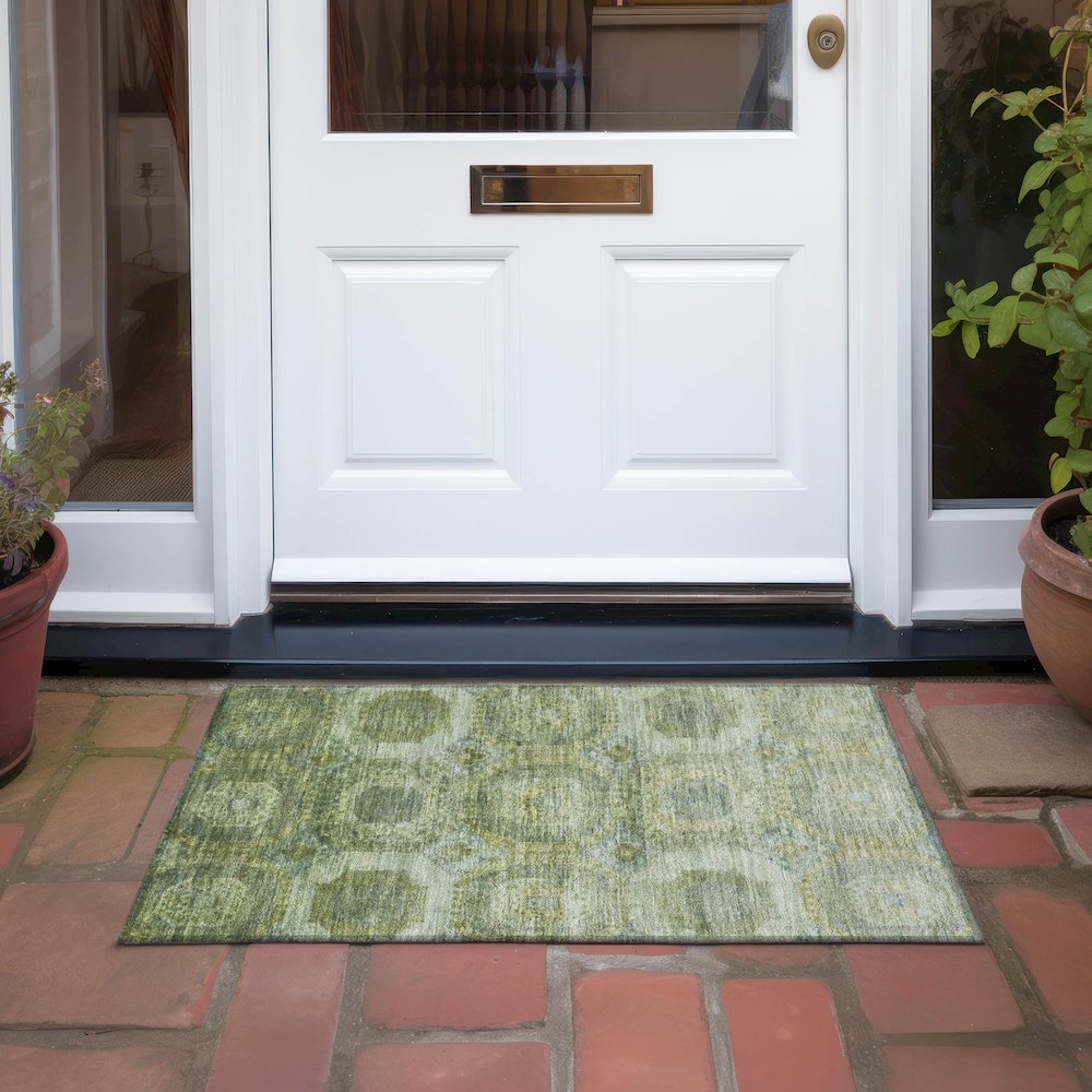 Machine Washable Indoor/Outdoor Chantille Aloe 1'8" x 2'6" Rug. Picture 6