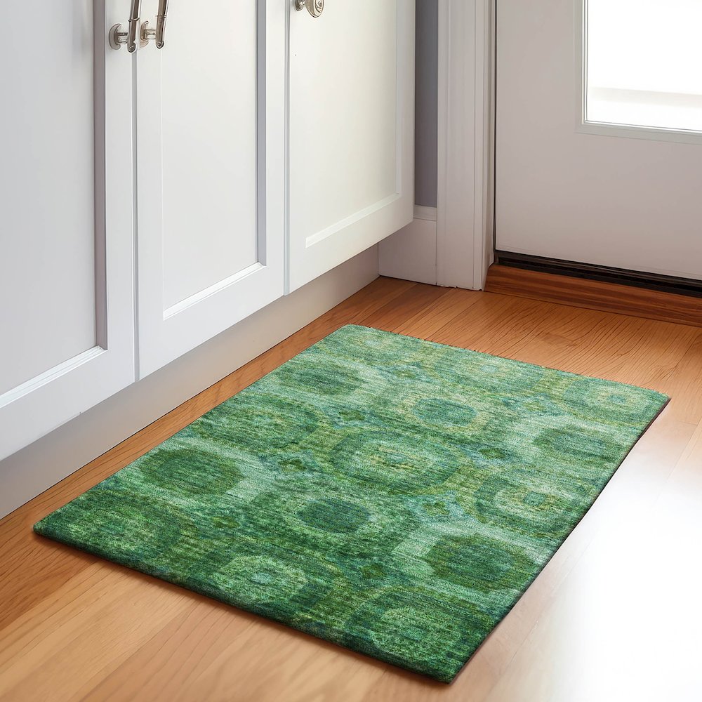 Machine Washable Indoor/Outdoor Chantille Emerald 1'8" x 2'6" Rug. Picture 5