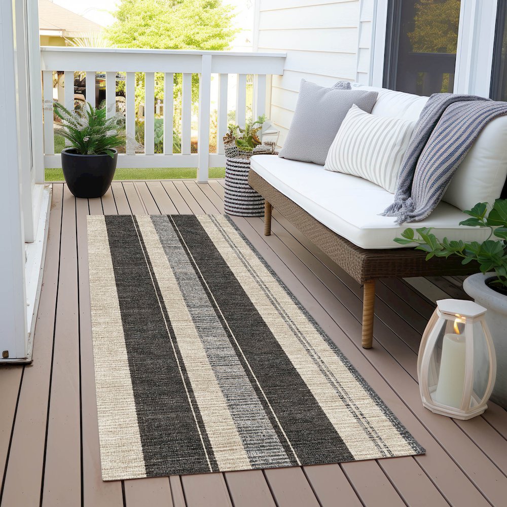 Machine Washable Indoor/Outdoor Chantille Black 2'3" x 7'6" Runner Rug. Picture 6