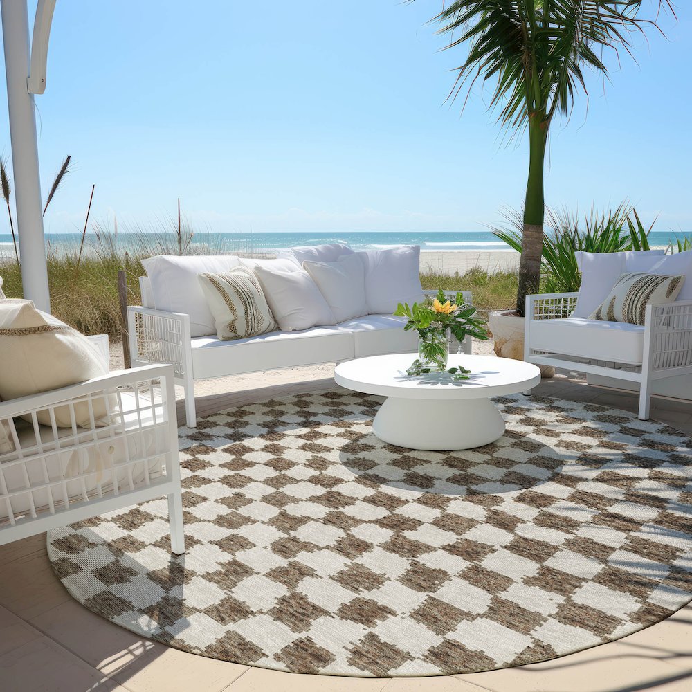 Machine Washable Indoor/Outdoor Chantille Brown 8' x 8' Round Rug. Picture 6