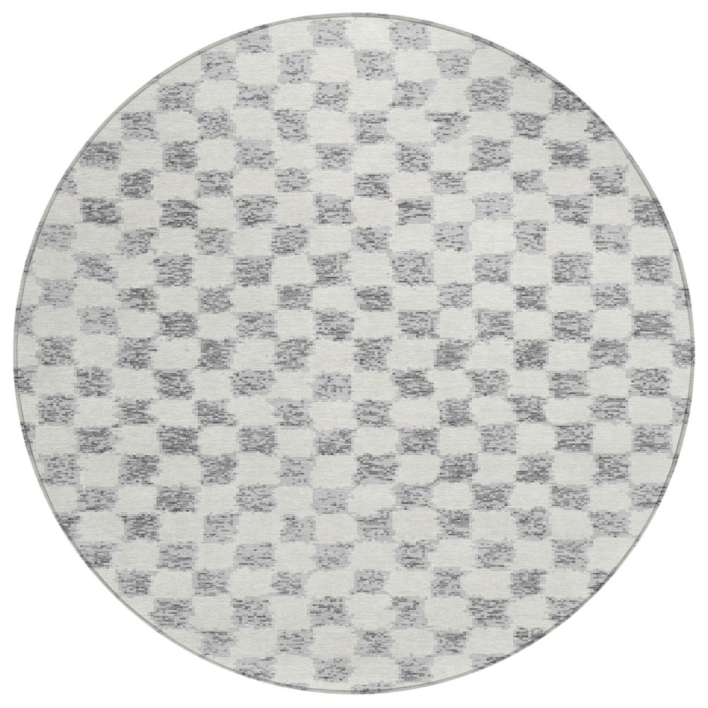 Machine Washable Indoor/Outdoor Chantille Gray 8' x 8' Round Rug. Picture 1