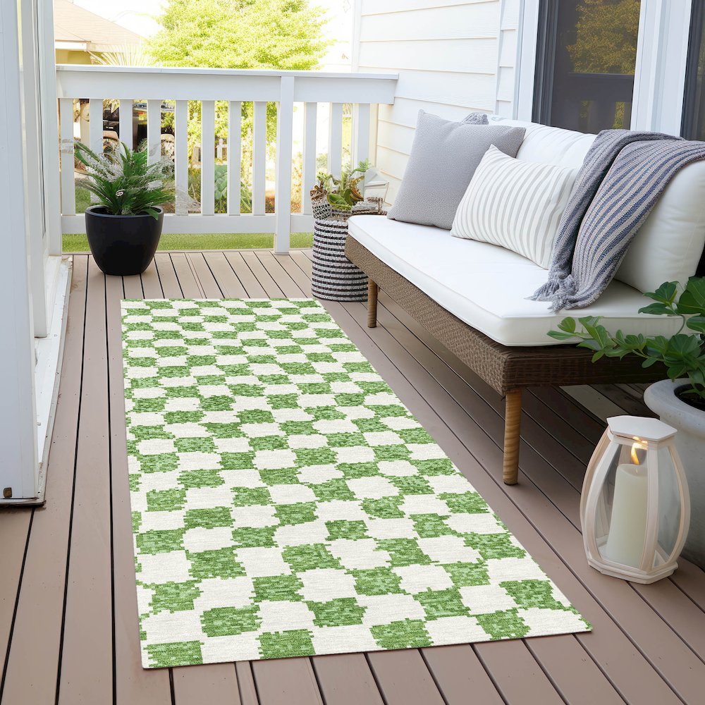 Machine Washable Indoor/Outdoor Chantille Green 2'3" x 7'6" Runner Rug. Picture 6