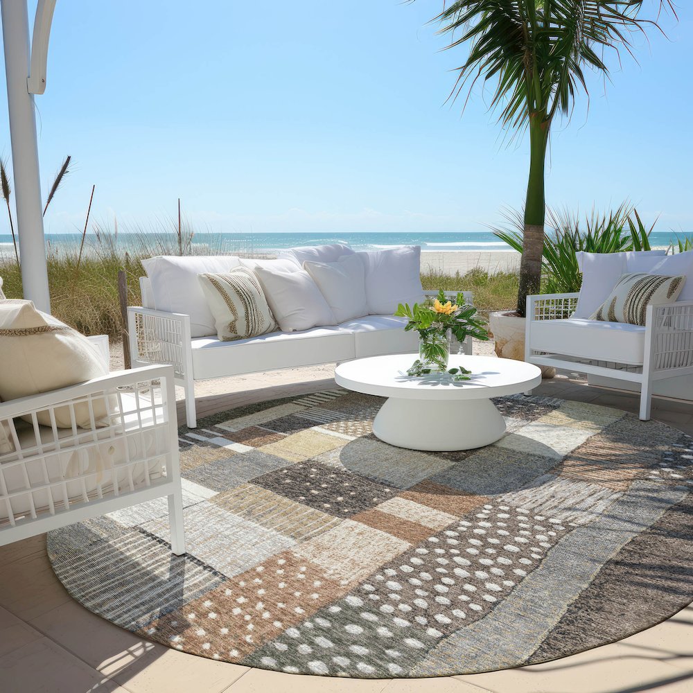Machine Washable Indoor/Outdoor Chantille Brown 8' x 8' Round Rug. Picture 6