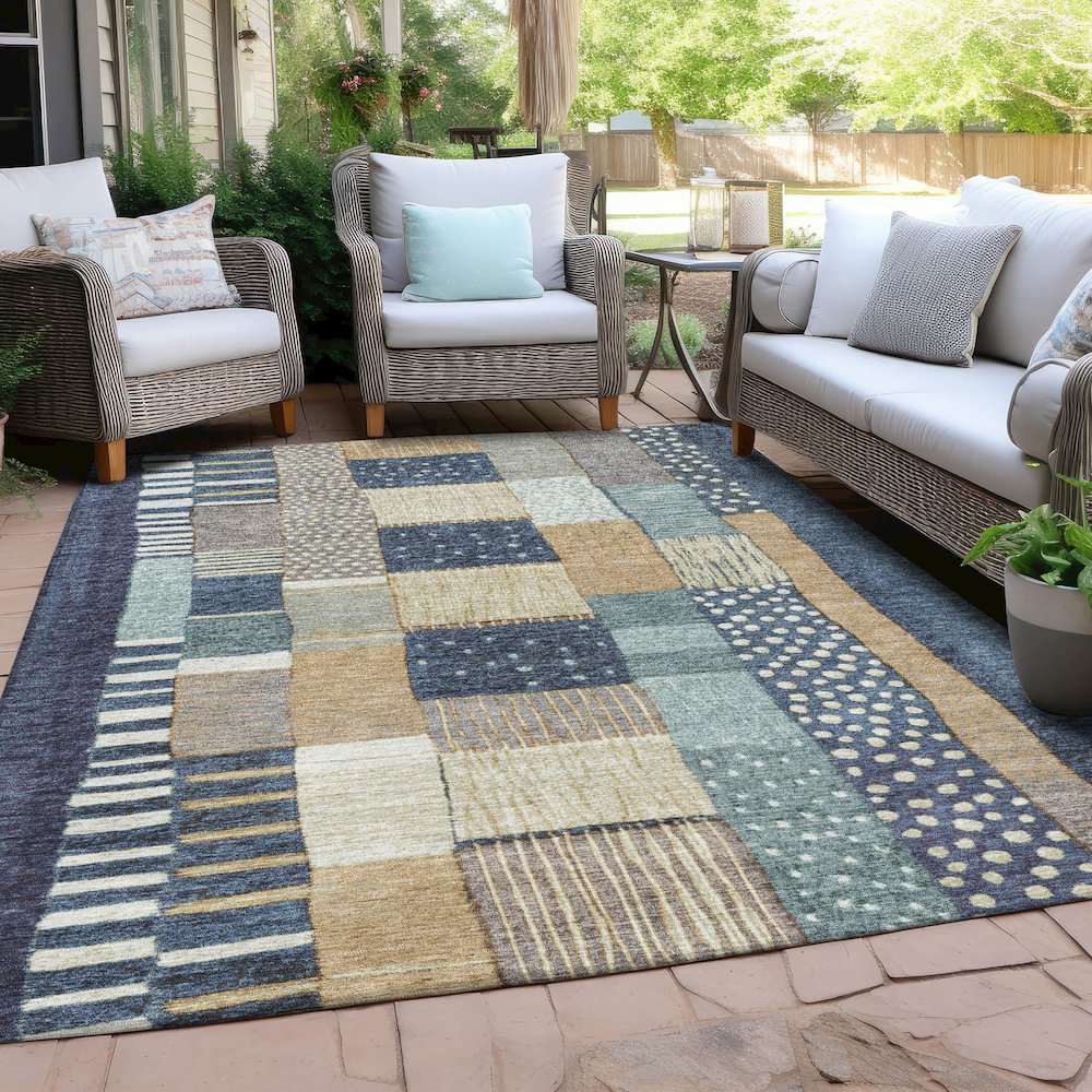 Machine Washable Indoor/Outdoor Chantille Navy 2'6" x 3'10" Rug. Picture 7