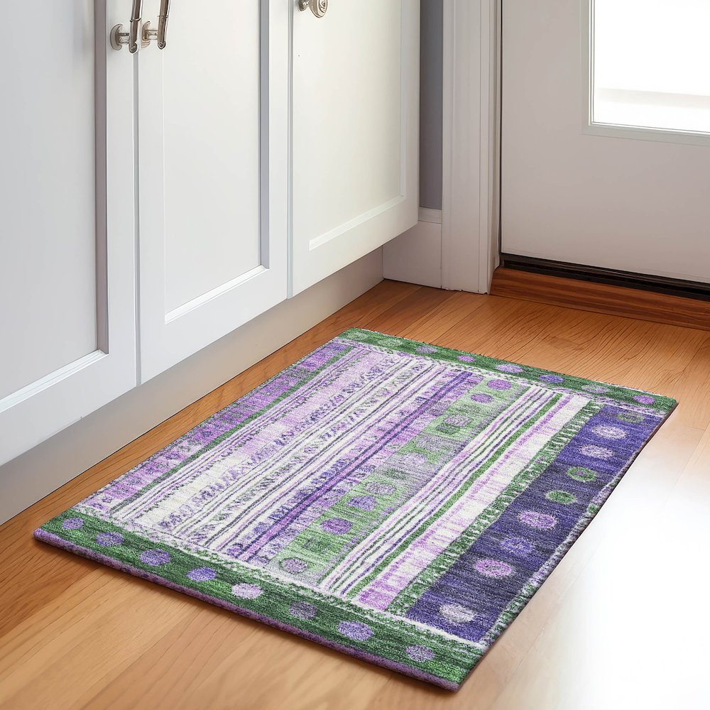 Machine Washable Indoor/Outdoor Chantille Green 1'8" x 2'6" Rug. Picture 5