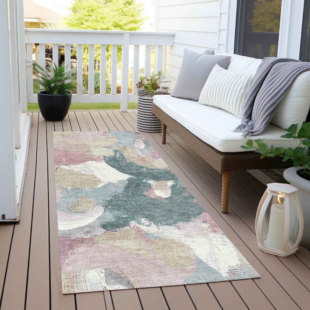Machine Washable Indoor/Outdoor Chantille Mauve 2'3" x 7'6" Runner Rug. Picture 6