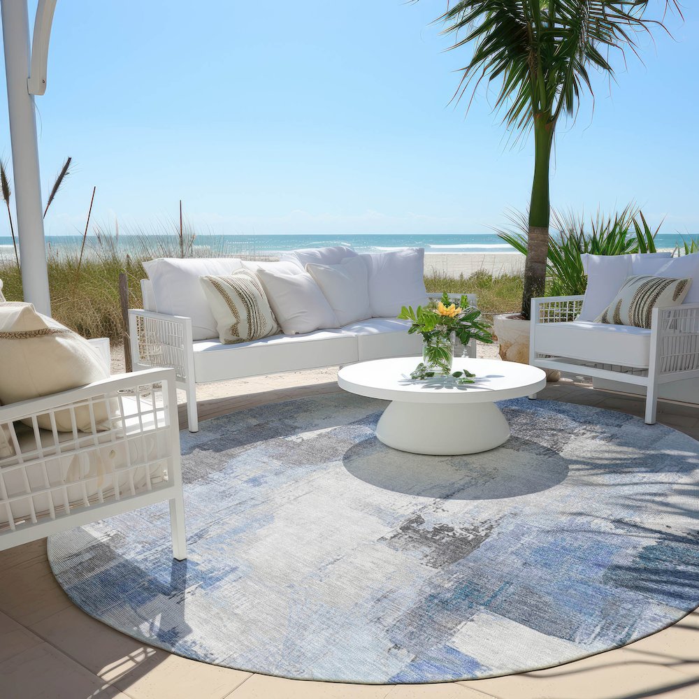 Machine Washable Indoor/Outdoor Chantille Denim 8' x 8' Round Rug. Picture 6