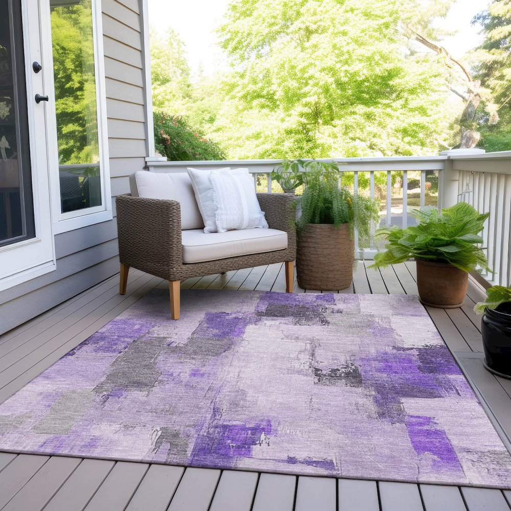 Machine Washable Indoor/Outdoor Chantille Lavender 2'6" x 3'10" Rug. Picture 8