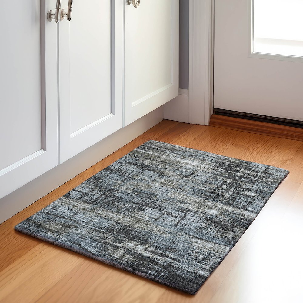 Machine Washable Indoor/Outdoor Chantille Charcoal 1'8" x 2'6" Rug. Picture 5