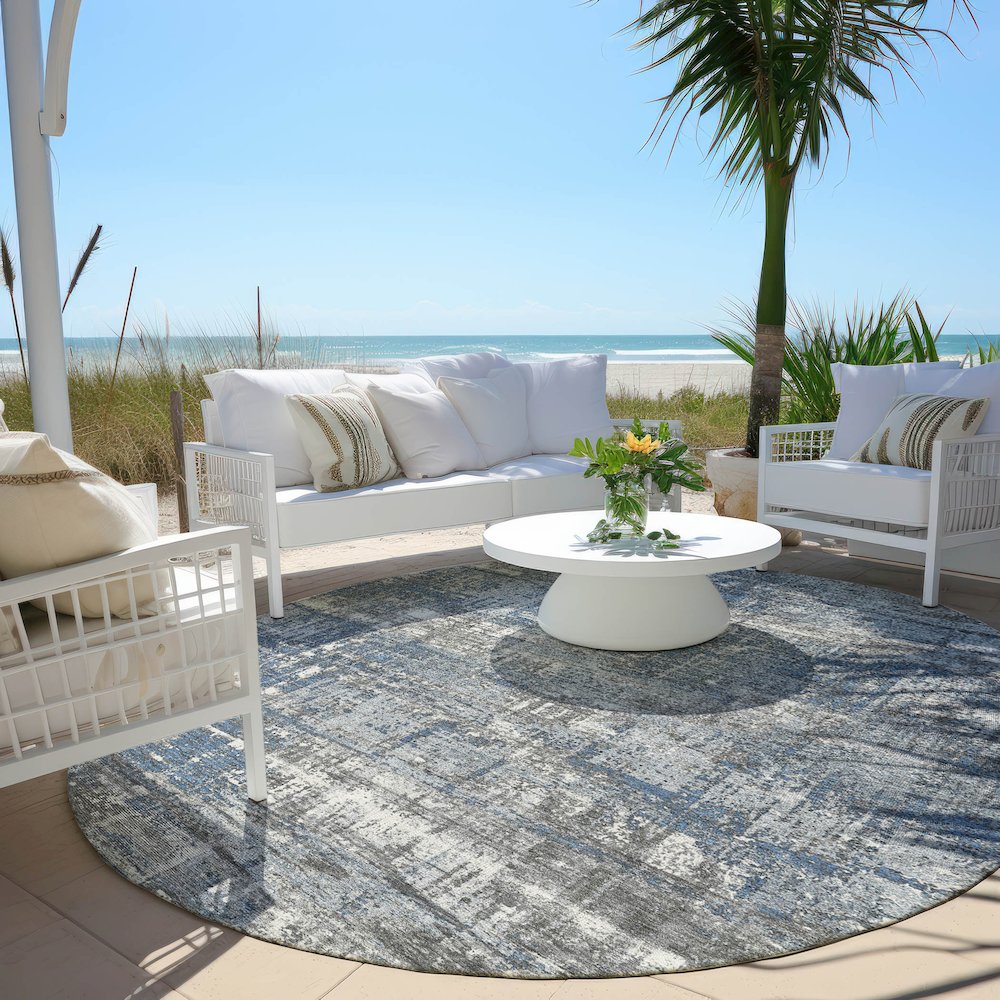 Machine Washable Indoor/Outdoor Chantille Denim 8' x 8' Round Rug. Picture 6