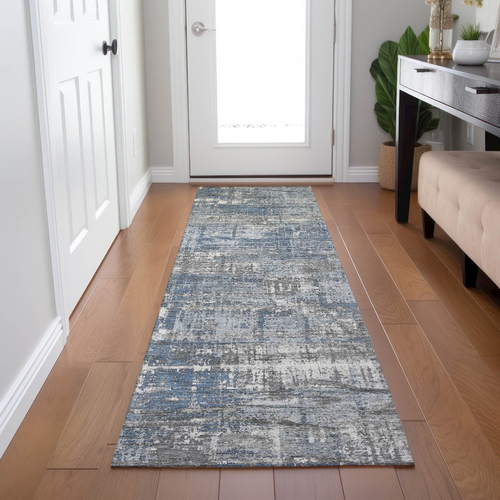 Machine Washable Indoor/Outdoor Chantille Denim 2'3" x 7'6" Runner Rug. Picture 5