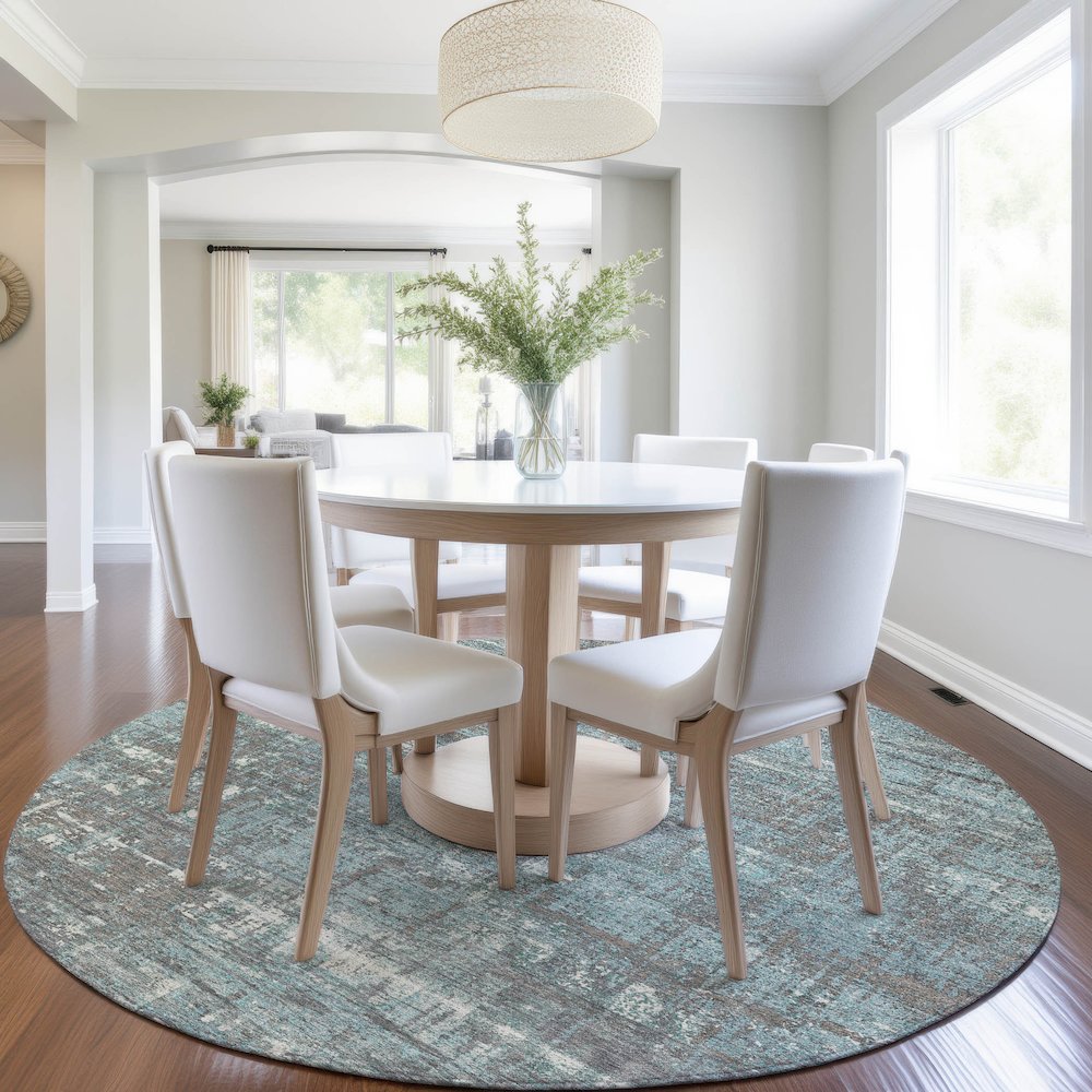 Machine Washable Indoor/Outdoor Chantille Taupe 8' x 8' Round Rug. Picture 5