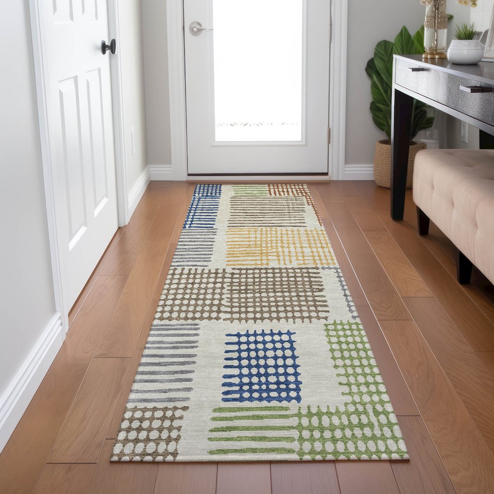 Machine Washable Indoor/Outdoor Chantille Putty 2'3" x 7'6" Runner Rug. Picture 5