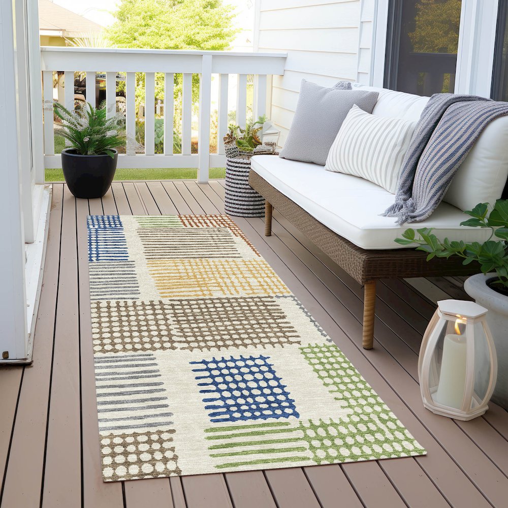Machine Washable Indoor/Outdoor Chantille Putty 2'3" x 7'6" Runner Rug. Picture 6