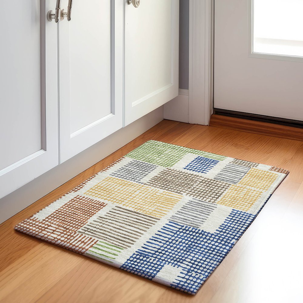 Machine Washable Indoor/Outdoor Chantille Putty 1'8" x 2'6" Rug. Picture 5