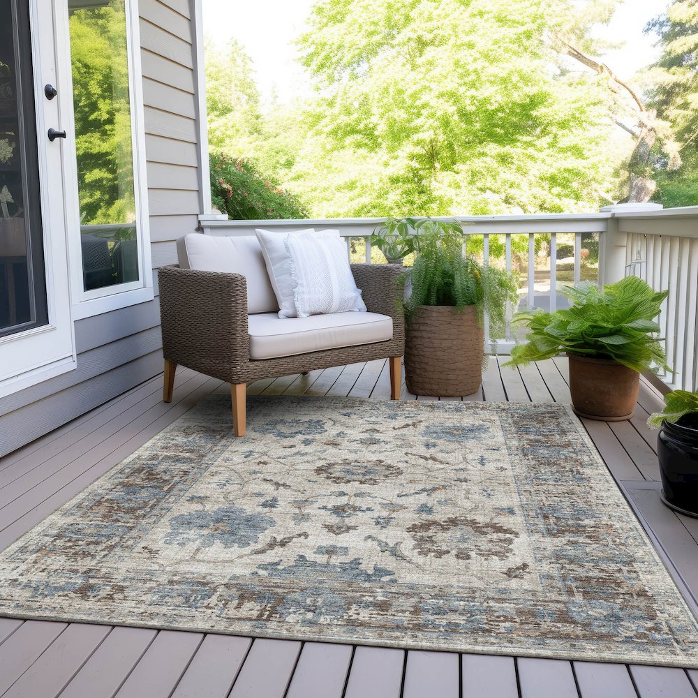 Machine Washable Indoor/Outdoor Chantille Putty 2'6" x 3'10" Rug. Picture 8