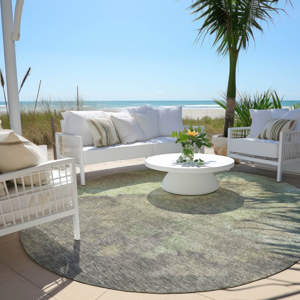 Machine Washable Indoor/Outdoor Chantille Aloe 8' x 8' Round Rug. Picture 6