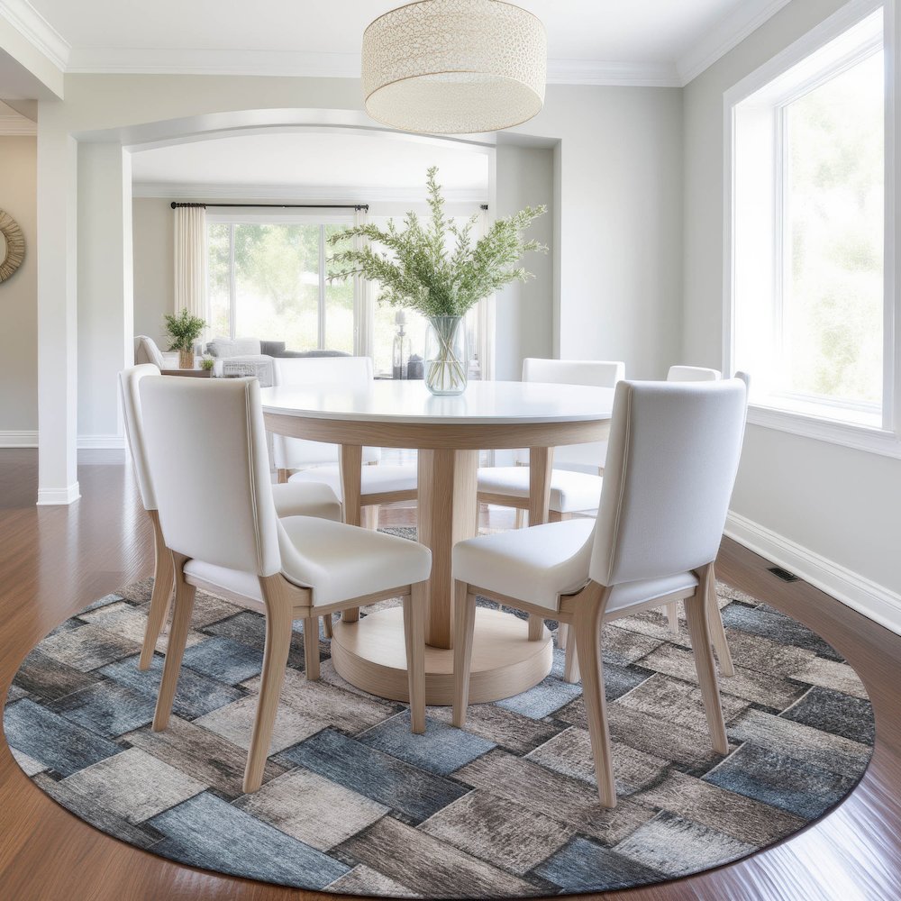 Machine Washable Indoor/Outdoor Chantille Taupe 8' x 8' Round Rug. Picture 5