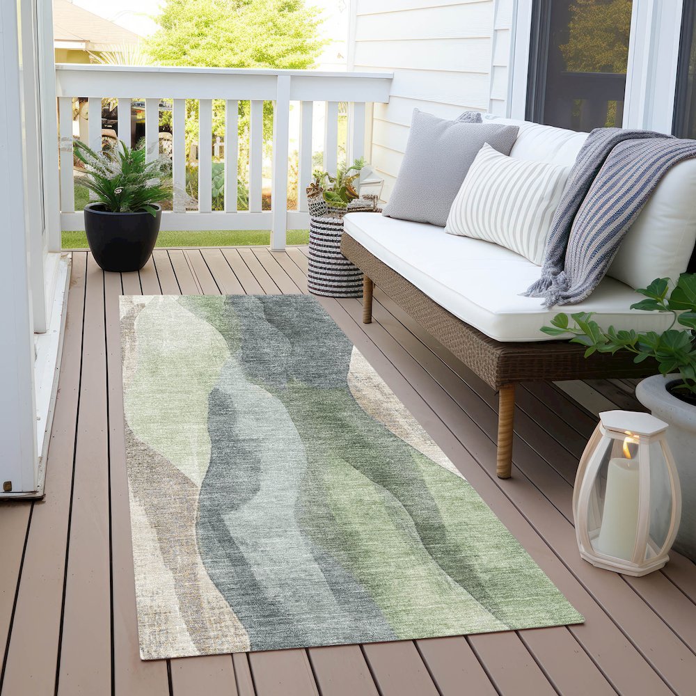 Machine Washable Indoor/Outdoor Chantille Fern 2'3" x 7'6" Runner Rug. Picture 6