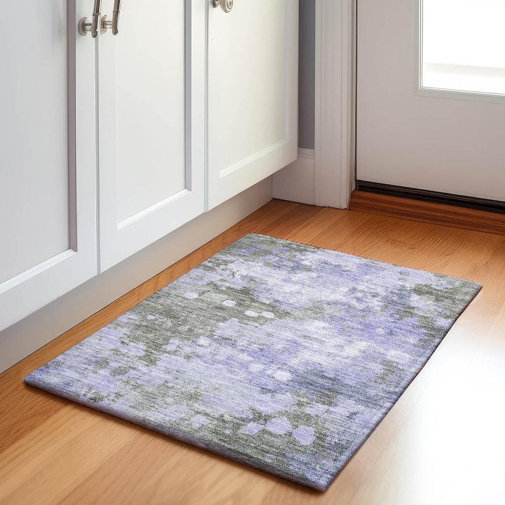 Machine Washable Indoor/Outdoor Chantille Lavender 1'8" x 2'6" Rug. Picture 5