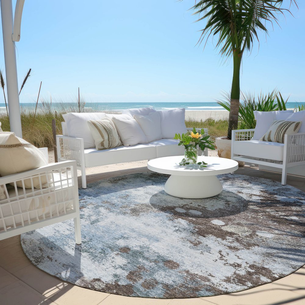 Machine Washable Indoor/Outdoor Chantille Sky 8' x 8' Round Rug. Picture 6