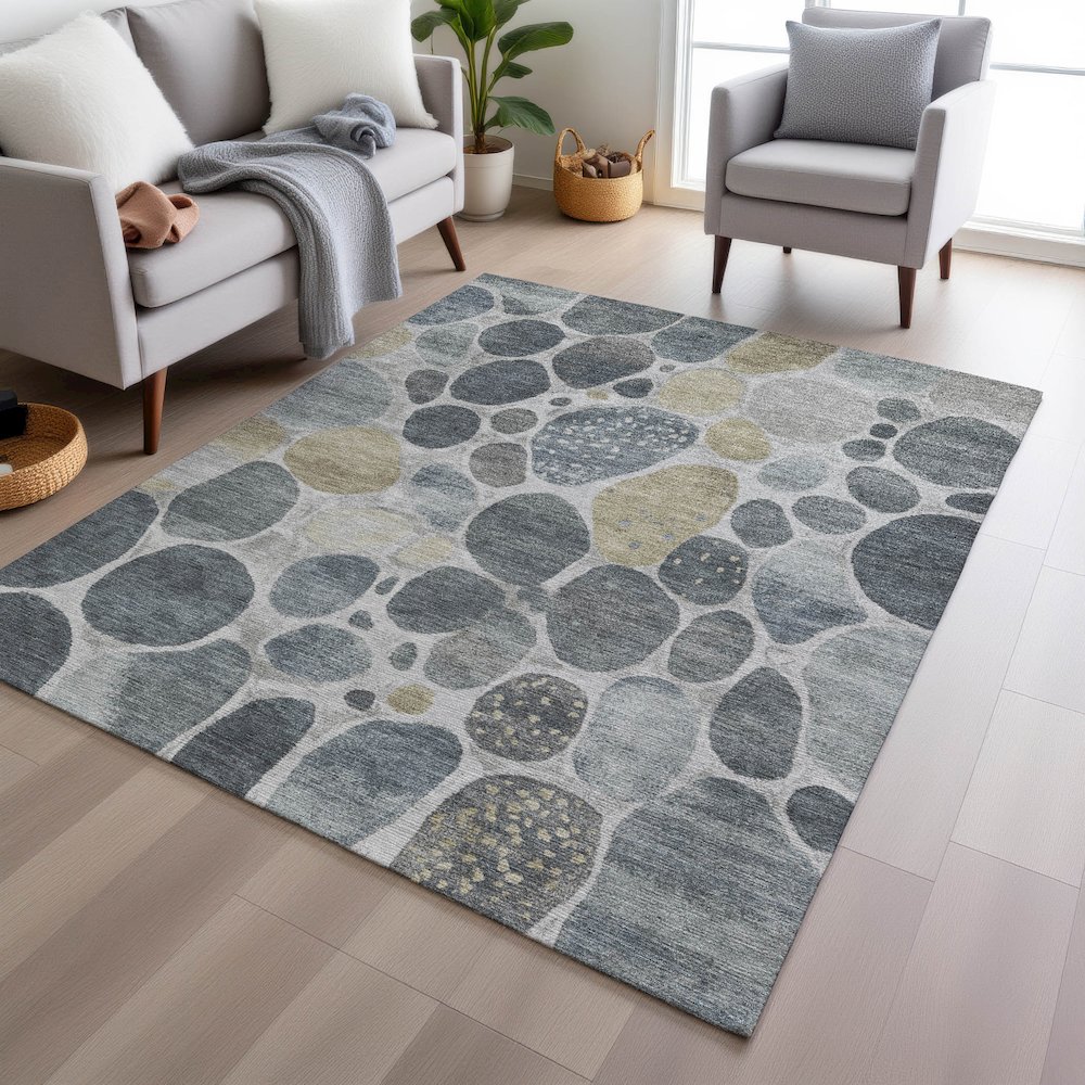Machine Washable Indoor/Outdoor Chantille Pewter 2'6" x 3'10" Rug. Picture 5