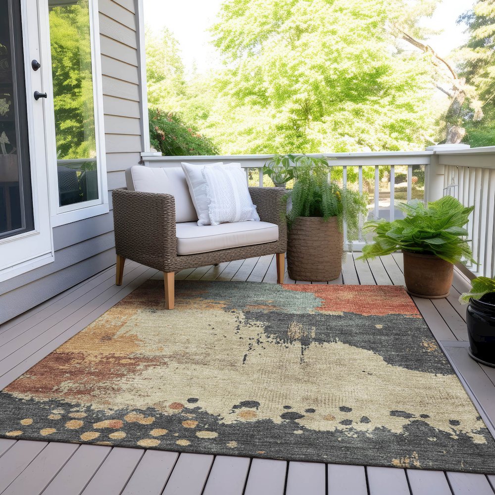 Machine Washable Indoor/Outdoor Chantille Paprika 2'6" x 3'10" Rug. Picture 8