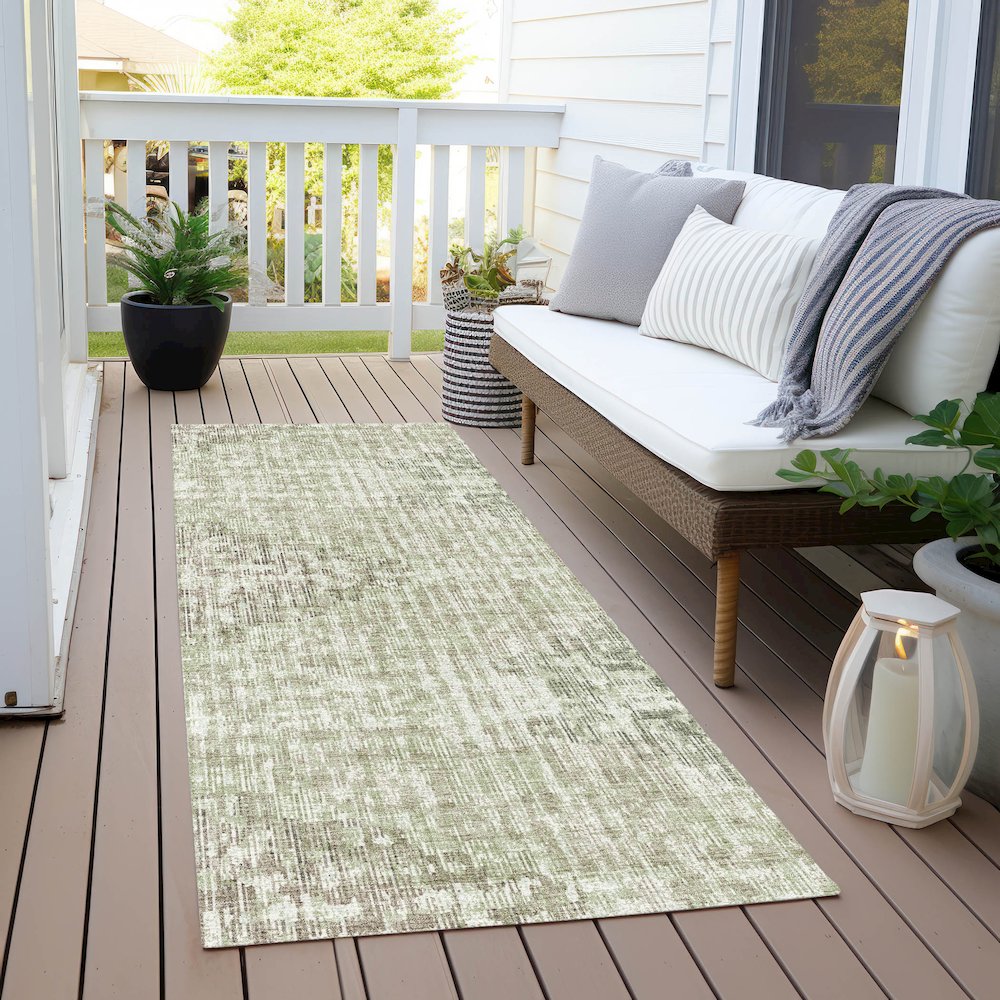 Machine Washable Indoor/Outdoor Chantille Fern 2'3" x 7'6" Runner Rug. Picture 6