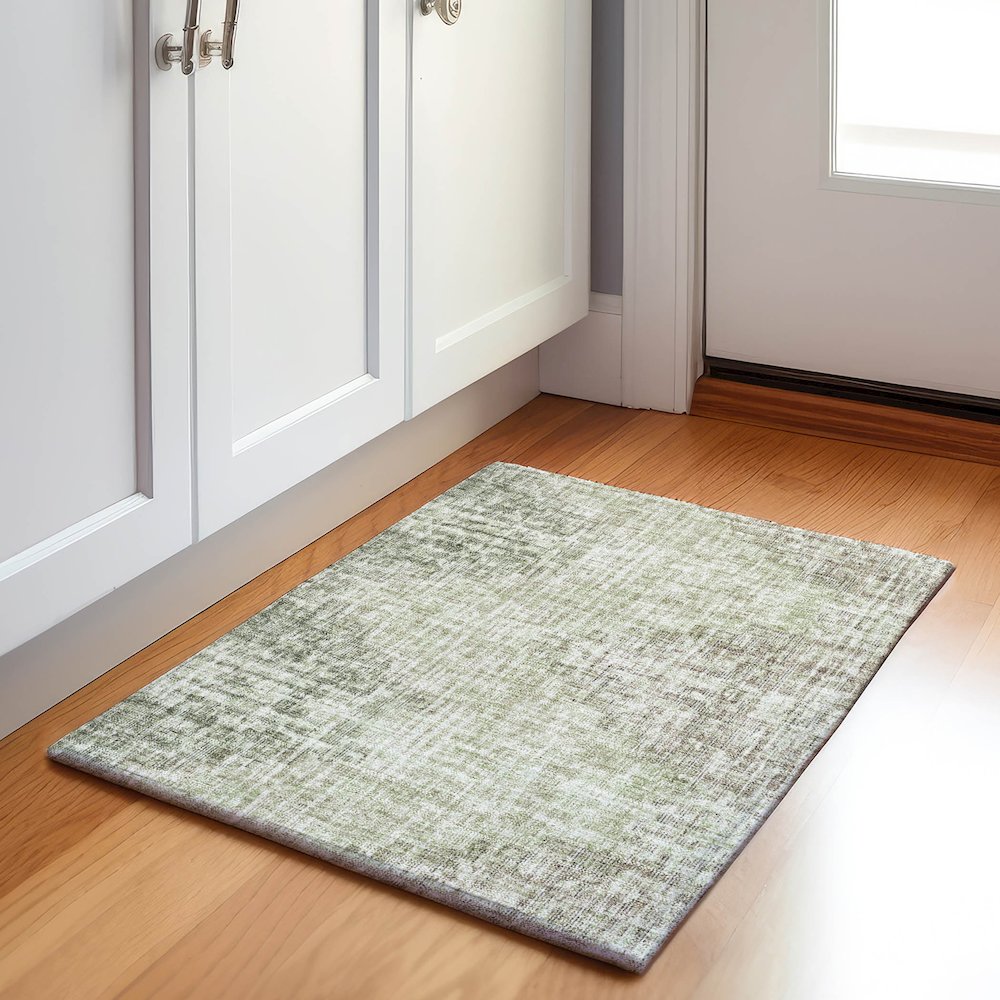Machine Washable Indoor/Outdoor Chantille Fern 1'8" x 2'6" Rug. Picture 5
