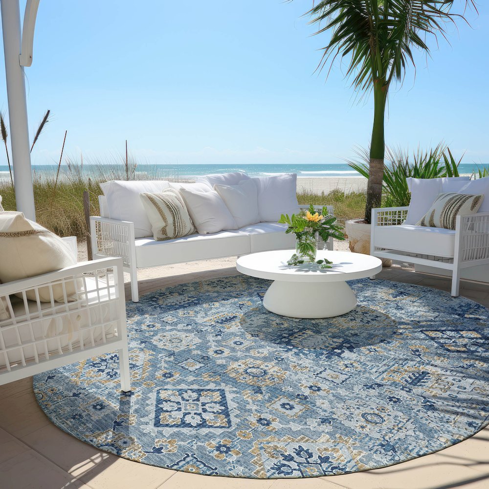 Machine Washable Indoor/Outdoor Chantille Denim 8' x 8' Round Rug. Picture 6