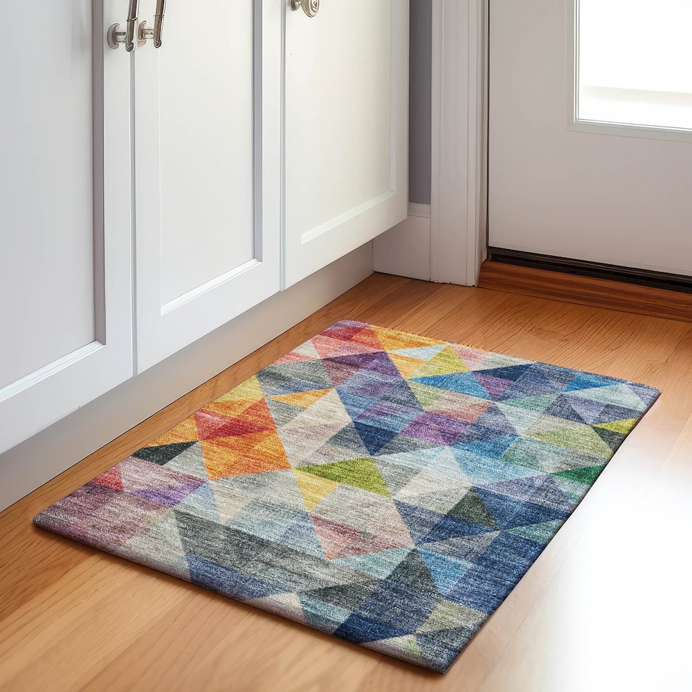 Machine Washable Indoor/Outdoor Chantille Putty 1'8" x 2'6" Rug. Picture 5