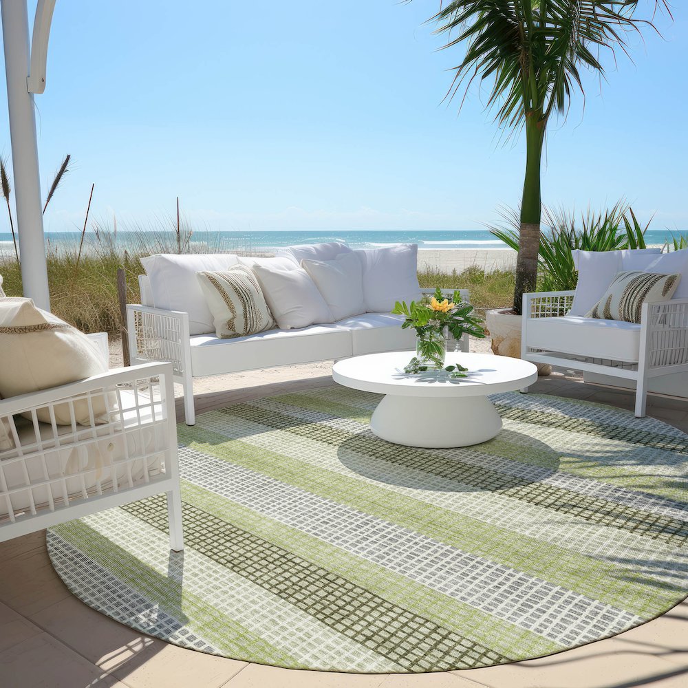 Machine Washable Indoor/Outdoor Chantille Aloe 8' x 8' Round Rug. Picture 6
