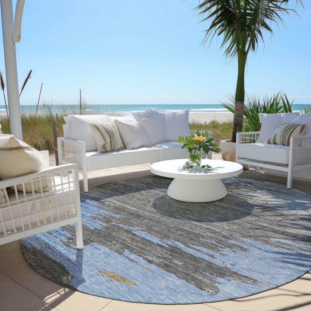 Machine Washable Indoor/Outdoor Chantille Denim 8' x 8' Round Rug. Picture 6