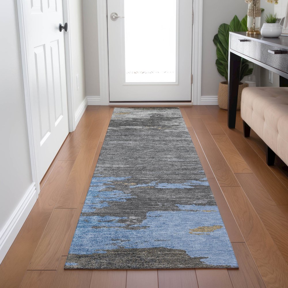 Machine Washable Indoor/Outdoor Chantille Denim 2'3" x 7'6" Runner Rug. Picture 5