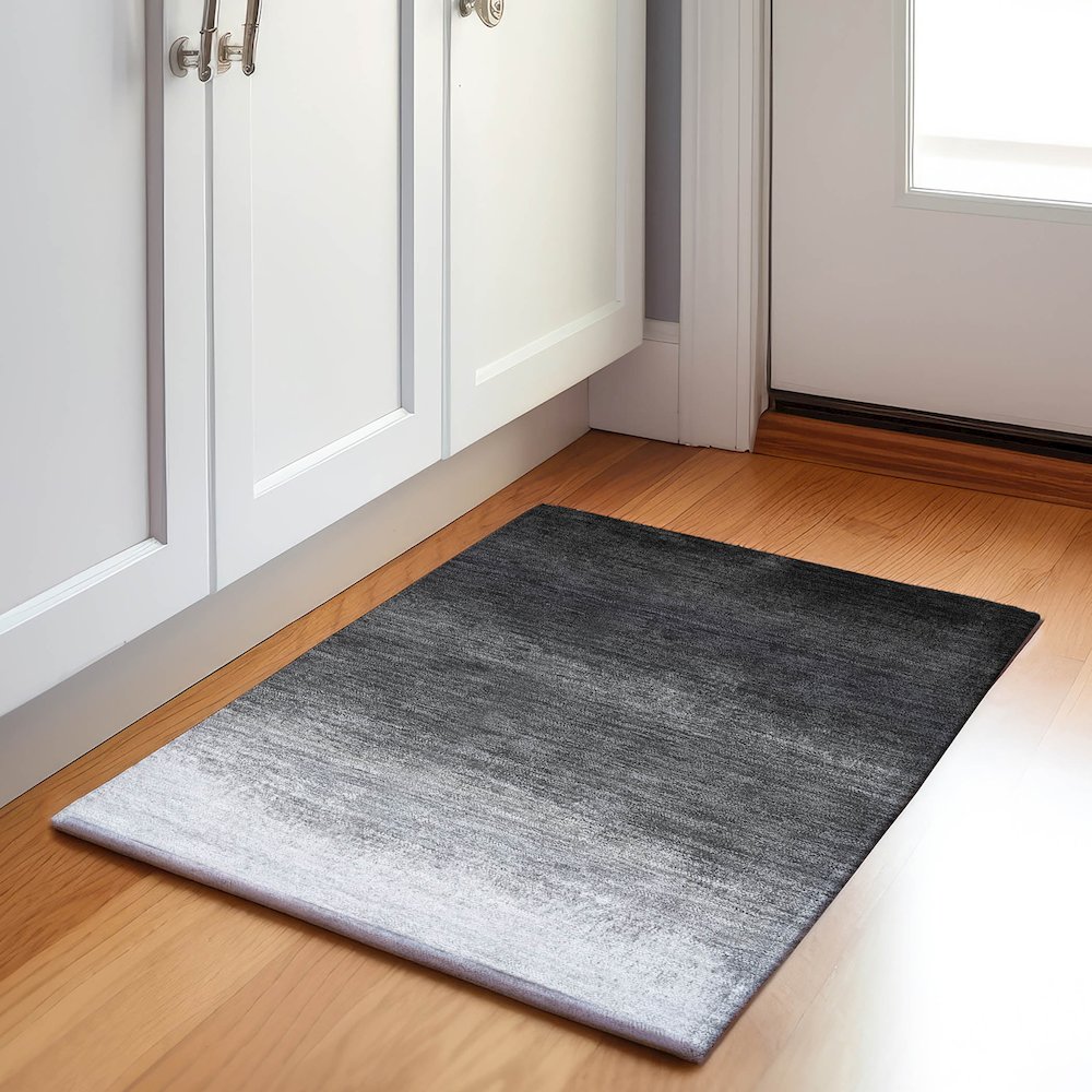Machine Washable Indoor/Outdoor Chantille Gray 1'8" x 2'6" Rug. Picture 5