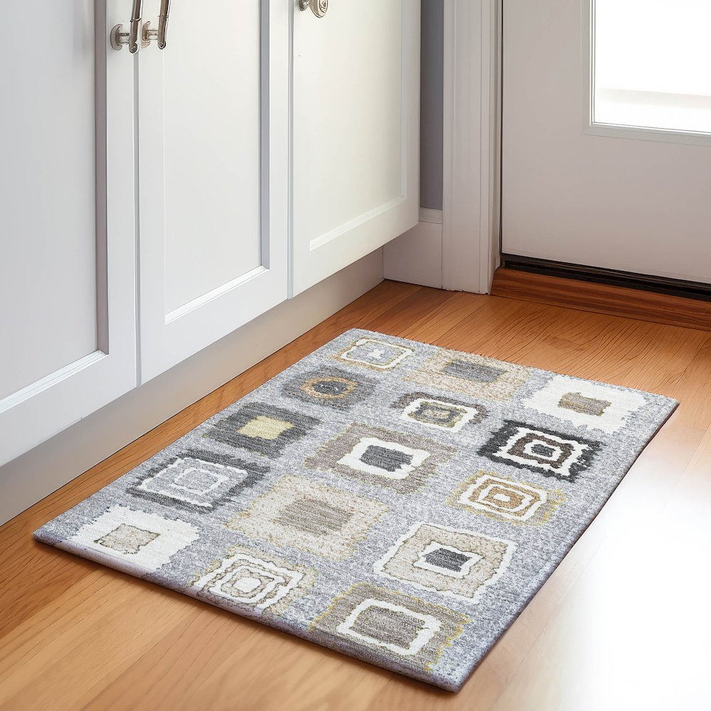 Machine Washable Indoor/Outdoor Chantille Gray 1'8" x 2'6" Rug. Picture 5