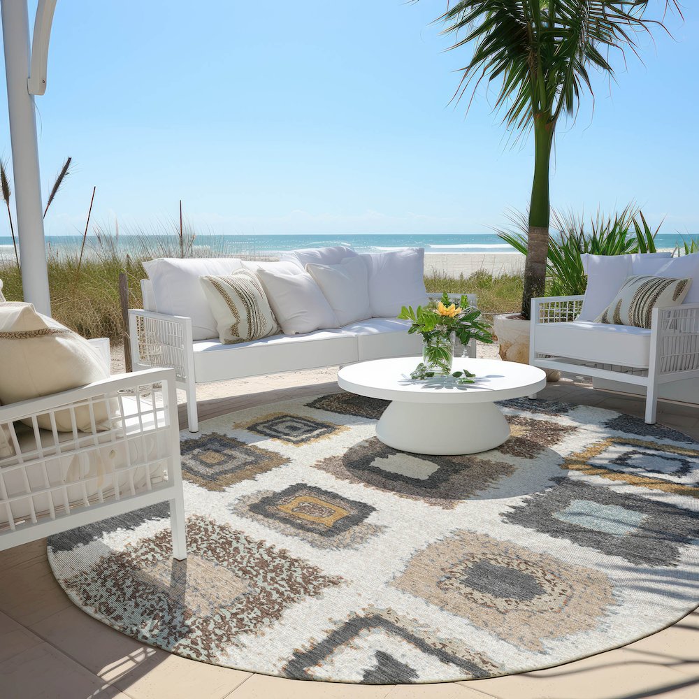 Machine Washable Indoor/Outdoor Chantille Ivory 8' x 8' Round Rug. Picture 6