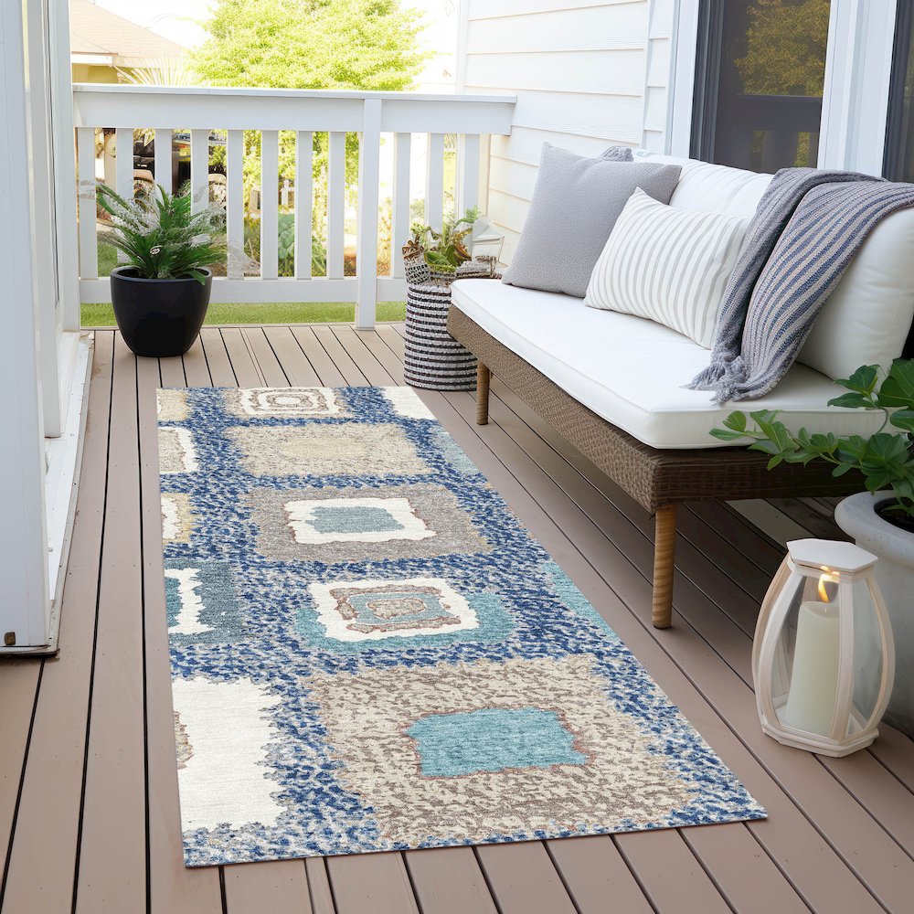 Machine Washable Indoor/Outdoor Chantille Navy 2'3" x 7'6" Runner Rug. Picture 6